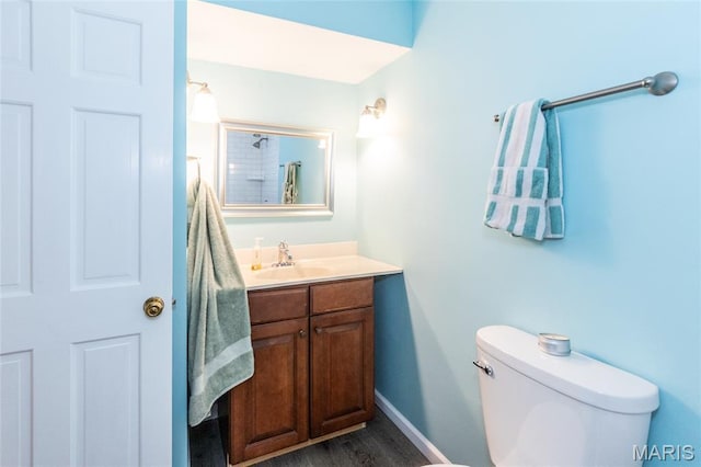 2915 Ozark Dr, Queeny Township, MO 63122 - full bath featuring vanity, toilet, baseboards, and a shower