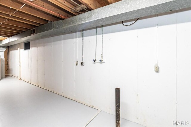 2915 Ozark Dr, Queeny Township, MO 63122 - view of below grade area