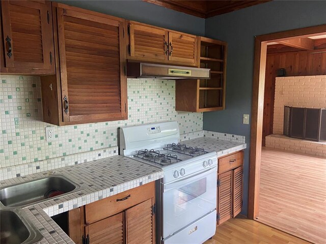 22 Killarney Dr, Ironton, MO 63650