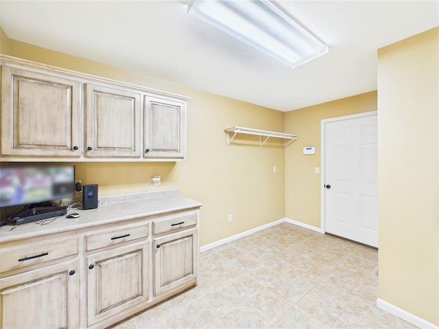 14800 County Road 448, St James, MO 65559 - laundry area with baseboards