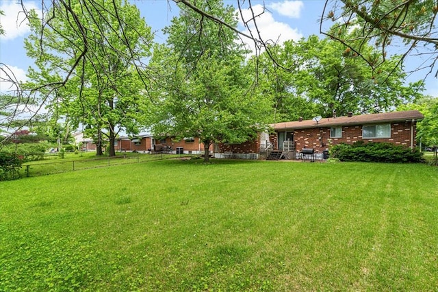 930 Laredo Ave, Saint Louis, MO 63138 - view of grassy yard