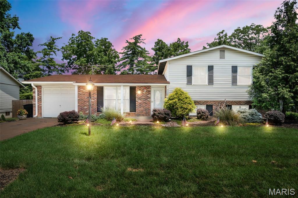 3 Country Hill Rd, Saint Peters, MO 63376 - photo 1