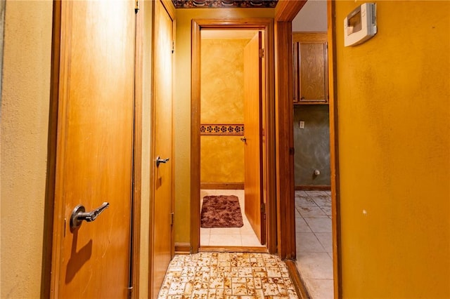 22 Greenbriar Dr, New Madrid, MO 63869 - view of hallway