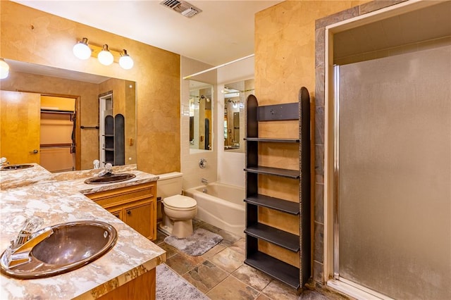 22 Greenbriar Dr, New Madrid, MO 63869 - bathroom with double vanity, toilet, a shower, and a tub