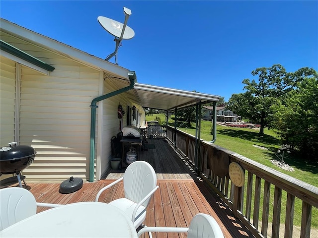95 W Lakeview Dr, De Soto, MO 63020 - deck with a yard
