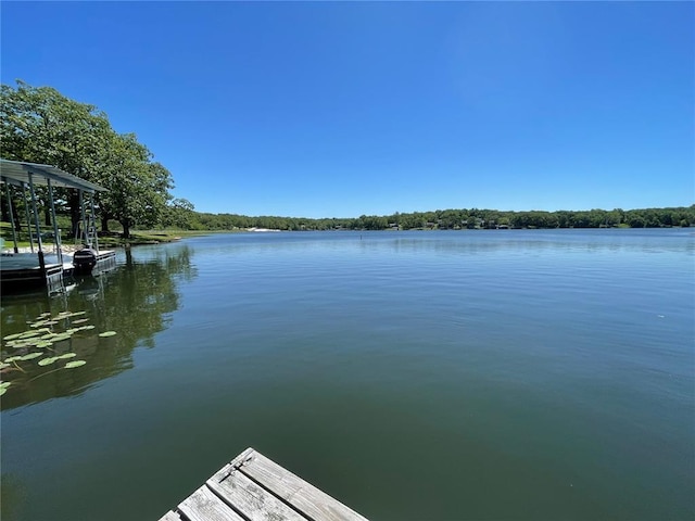 95 W Lakeview Dr, De Soto, MO 63020 - dock featuring a water view
