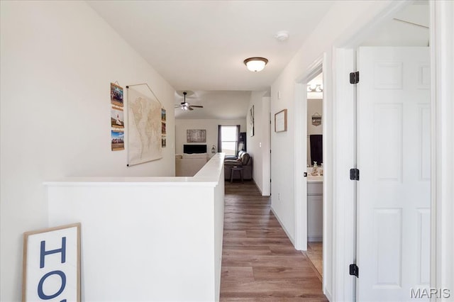 800 Boulder Crest Ct, Eureka, MO 63025 - hall featuring light wood-style floors and baseboards