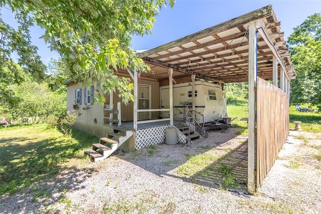 527 Gibbs Ln, Van Buren, MO 63965 - view of front facade featuring a carport