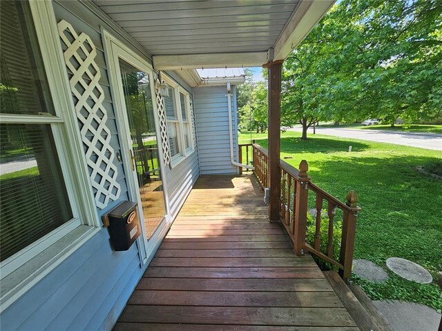 506 S Sparta St, Steeleville, IL 62288 - porch featuring a lawn