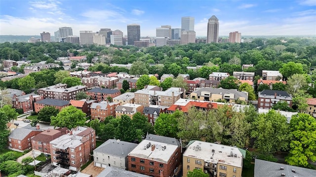 7520 Buckingham Dr Unit 1W, Saint Louis, MO 63105 - bird's eye view of skyline