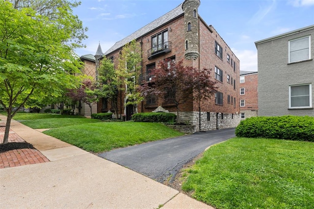 7520 Buckingham Dr Unit 1W, Saint Louis, MO 63105 - view of building exterior