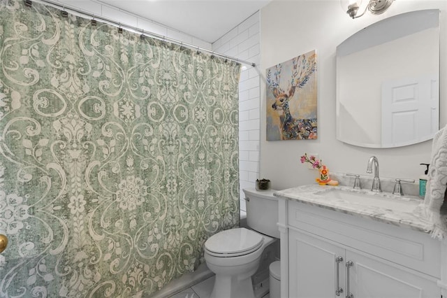 7520 Buckingham Dr Unit 1W, Saint Louis, MO 63105 - full bath featuring vanity and toilet