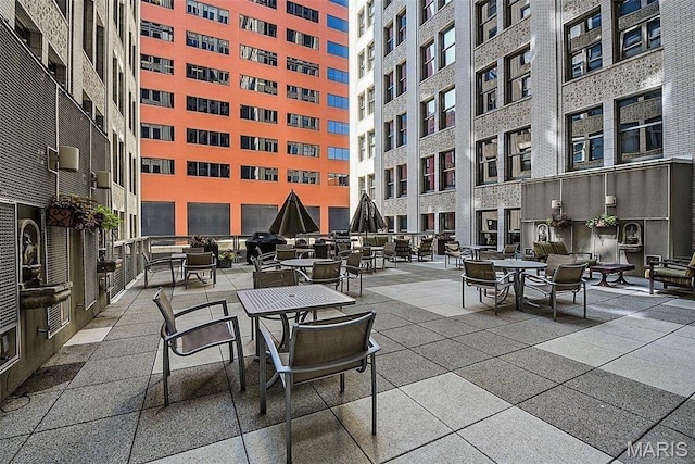 314 N Broadway Unit 603, Saint Louis, MO 63102 - view of patio / terrace