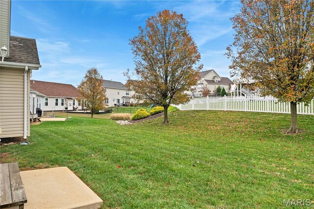 736 Berrywine Ln, Arnold, MO 63010 - view of yard with a residential view