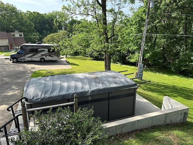 16 Siesta Dr, Hannibal, MO 63401 - exterior view