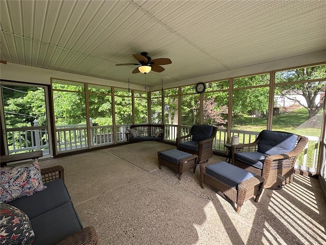 16 Siesta Dr, Hannibal, MO 63401 - sunroom with a ceiling fan, healthy amount of natural light, and outdoor lounge area