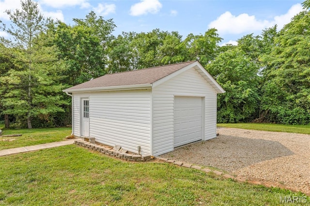 113 Riverwalk Dr, Desloge, MO 63628 - detached garage with driveway