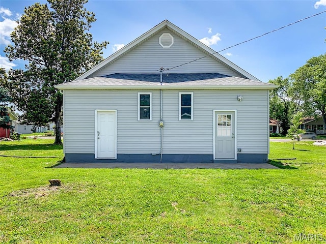 526 State St, Dupo, IL 62239 - rear view of property with a yard