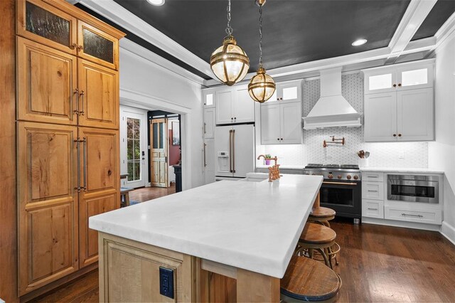 53 Jefferson Rd, Webster Groves, MO 63119