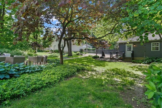 53 Jefferson Rd, Webster Groves, MO 63119