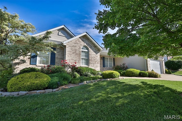 13 Annebriar Dr, Maryville, IL 62062 - photo 1