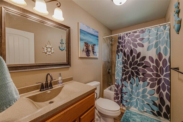 25 Ava Ct, Farmington, MO 63640