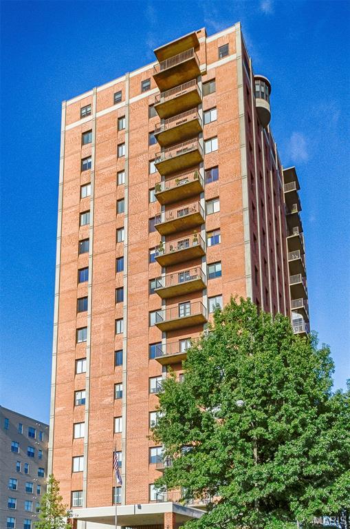 816 S Hanley Rd Unit 8C, Saint Louis, MO 63105 - view of apartment building / complex