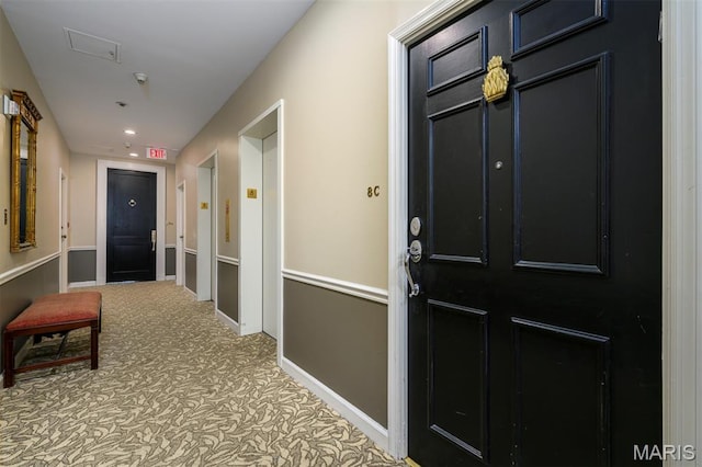 816 S Hanley Rd Unit 8C, Saint Louis, MO 63105 - hallway featuring carpet flooring and recessed lighting