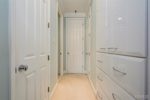 816 S Hanley Rd Unit 8C, Saint Louis, MO 63105 - hallway featuring baseboards and light colored carpet