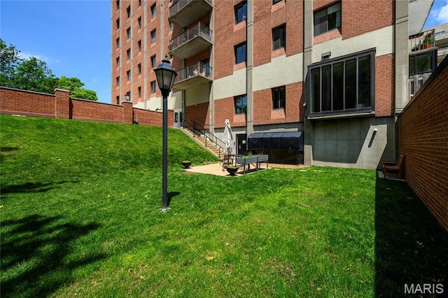 816 S Hanley Rd Unit 8C, Saint Louis, MO 63105 - view of apartment building / complex