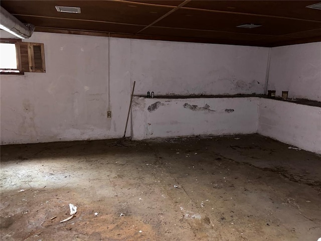 301 N Everett St, Kennett, MO 63857 - view of unfinished below grade area