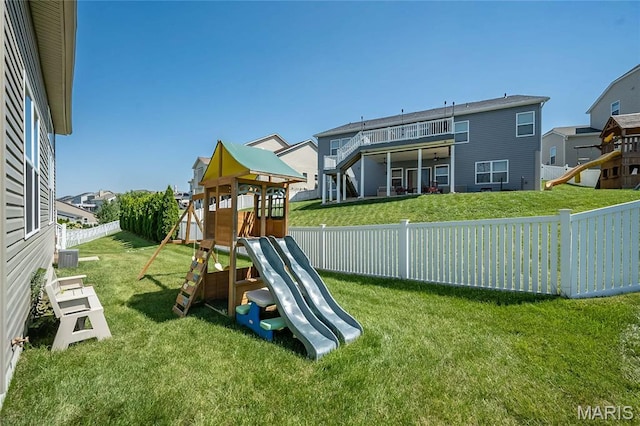 1510 Kennabrooke Ct, Saint Louis, MO 63146 - view of play area featuring a fenced backyard and a residential view