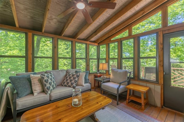 2349 Trautwein Dr, Innsbrook, MO 63390 - sunroom featuring outdoor lounge area, ceiling fan, and lofted ceiling