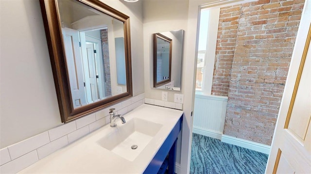 1107 N 2nd St, Saint Charles, MO 63301 - bathroom with vanity