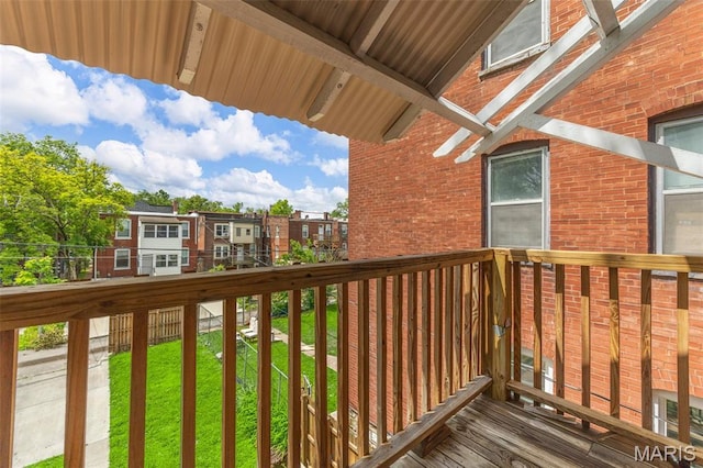 6014 Westminster Pl, Saint Louis, MO 63112 - balcony with a residential view