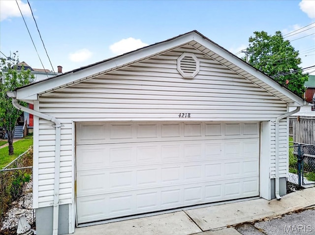 4218 Grace Ave, Saint Louis, MO 63116 - photo 3