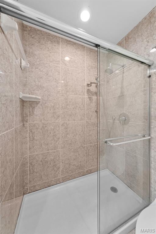 3060 Almond Tree Dr, Saint Peters, MO 63376 - full bathroom featuring a stall shower and toilet