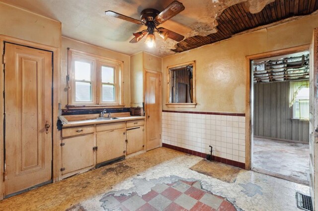 9347 Mackenzie Rd, Saint Louis, MO 63123