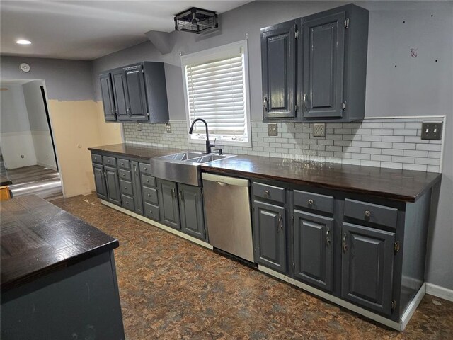 560 W 4th St, Beckemeyer, IL 62219