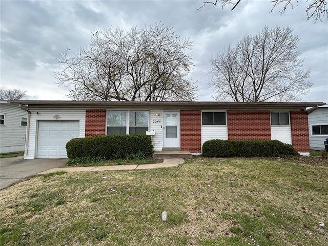 2245 Patterson Rd, Florissant, MO 63031