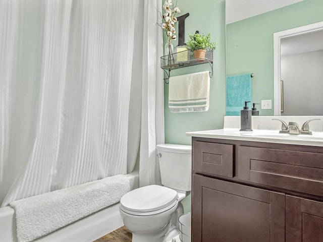 726 Pheasant Run, Waterloo, IL 62298 - bathroom featuring toilet, vanity, and shower / tub combo