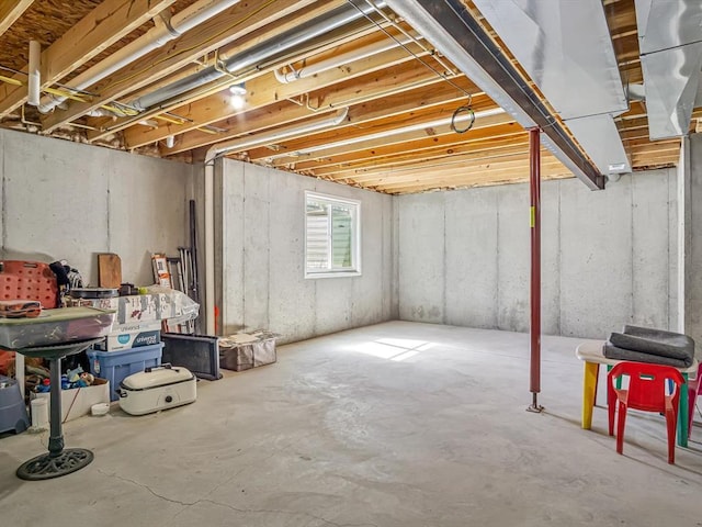 726 Pheasant Run, Waterloo, IL 62298 - view of below grade area