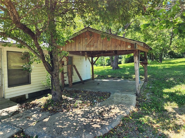 10809 Wayne Route Ff, Patterson, MO 63956 - view of patio featuring a carport