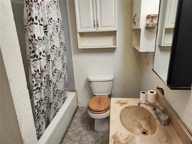 10809 Wayne Route Ff, Patterson, MO 63956 - bathroom featuring toilet, shower / tub combo with curtain, vanity, and stone finish flooring