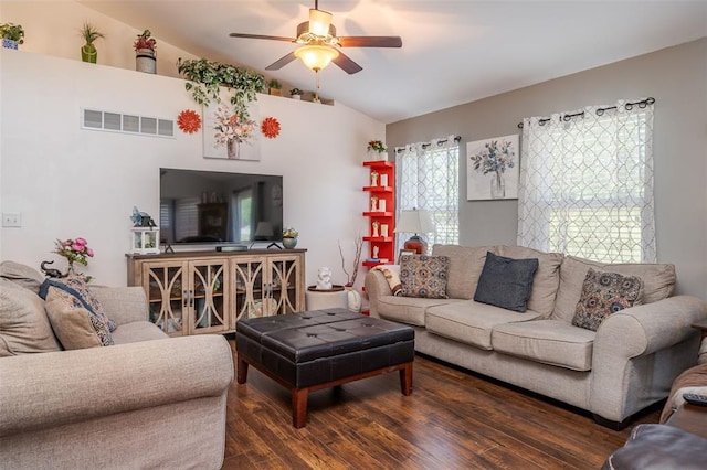 983 Fairway Dr, Union, MO 63084 - living area with vaulted ceiling, ceiling fan, and wood finished floors