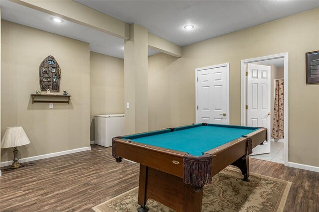 1308 Maggie Cir, Bonne Terre, MO 63628 - playroom featuring baseboards, wood finished floors, billiards table, and recessed lighting