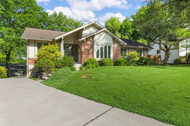 417 Lemonwood Dr, Saint Peters, MO 63376