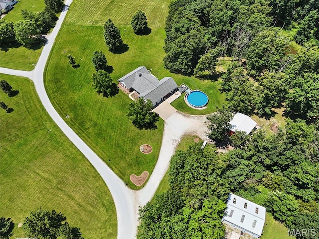 20731 Columbine Dr, Warrenton, MO 63383 - aerial view of a pool area