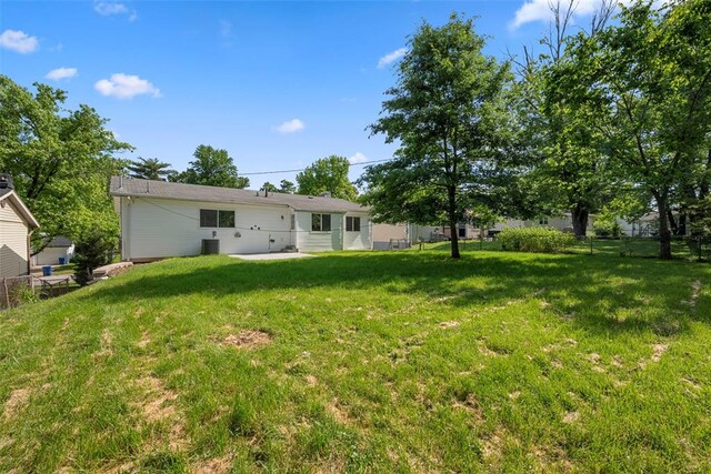 412 Sorrento Dr, Ballwin, MO 63021