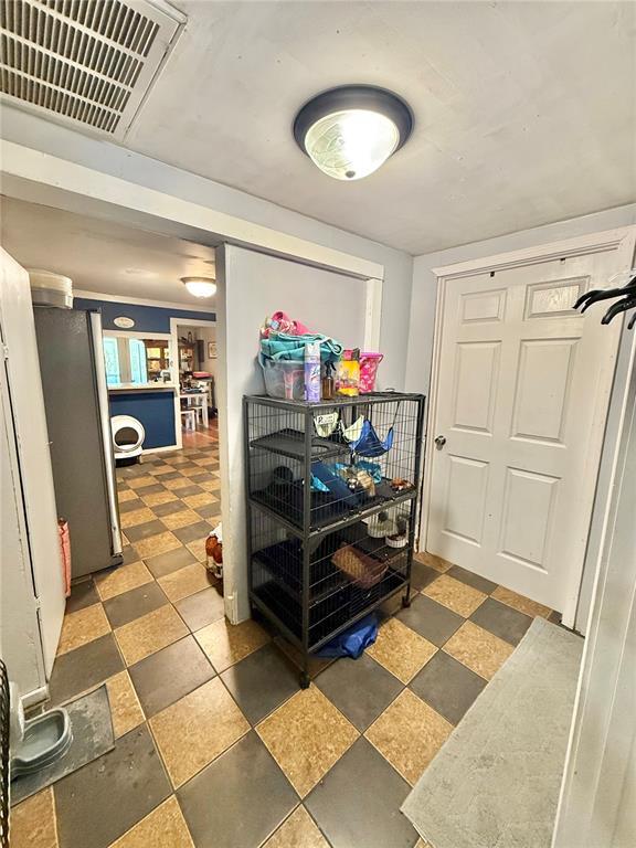 723 Ada St, Bismarck, MO 63624 - view of corridor